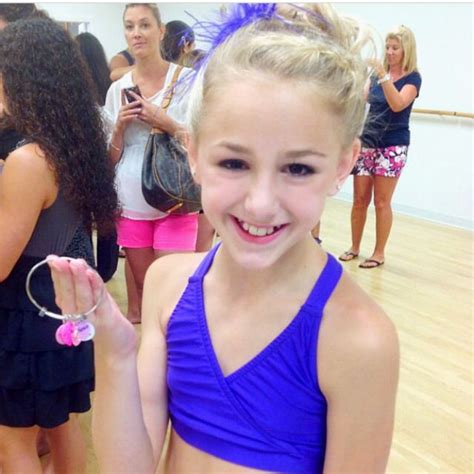 chloe dance moms personality.